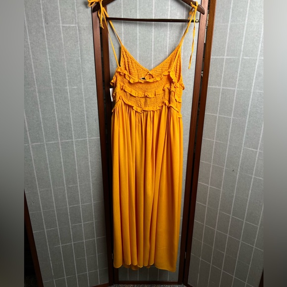 Topshop shirred ruffle midi dress in ochre size 8 - Picture 6 of 8